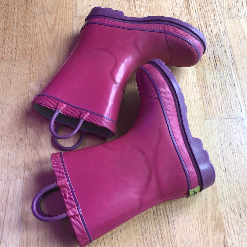 Pink kids size 10 rain boots